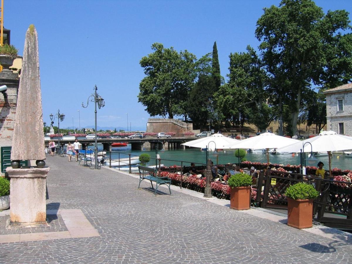 Appartamento "Il Vicolo" Peschiera del Garda Eksteriør bilde